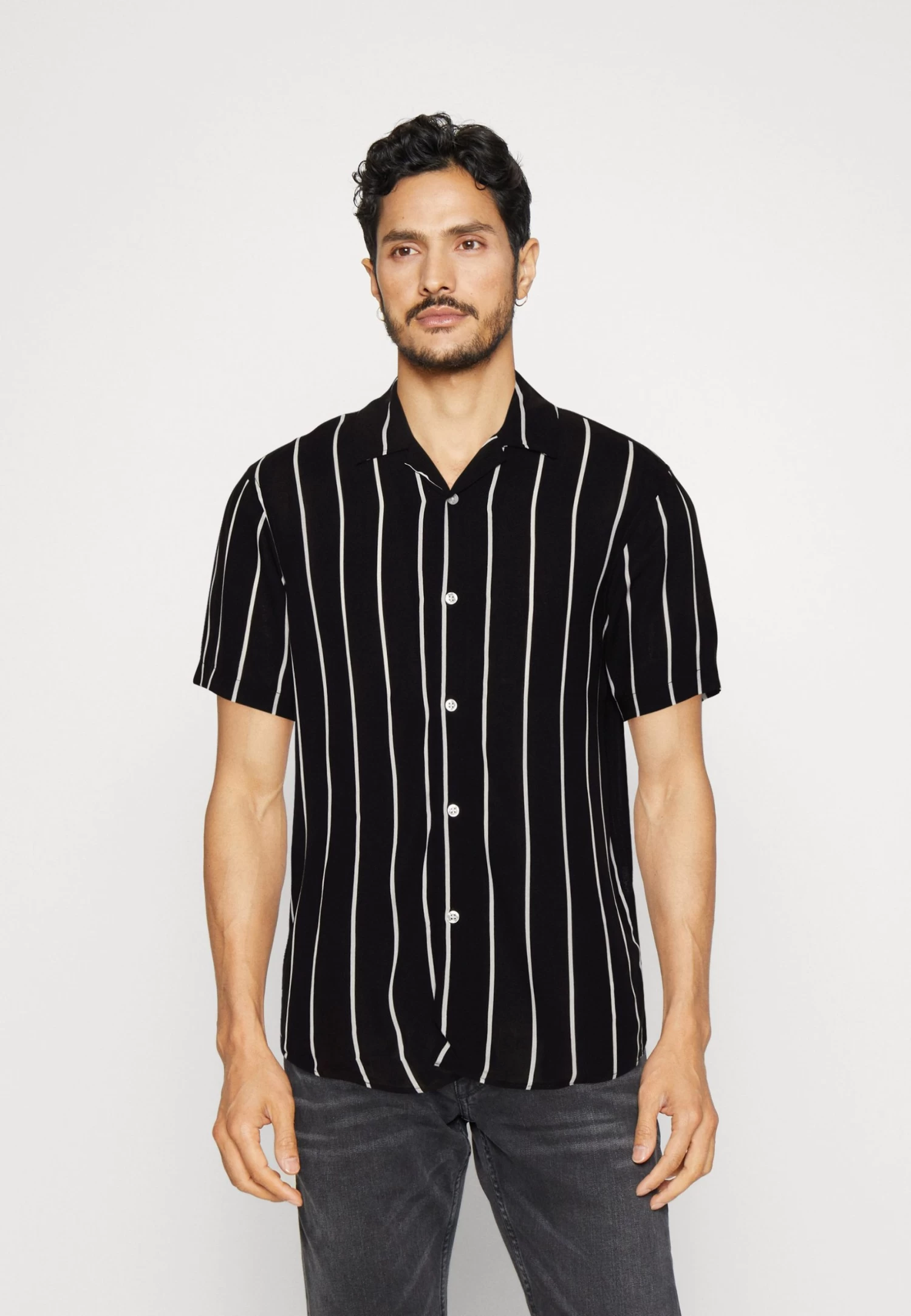 Pier One 2 Pack - Camisa - Olive/Black - Imagen 4