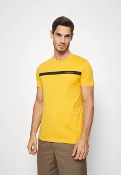 Pier One Camiseta Estampada - Yellow