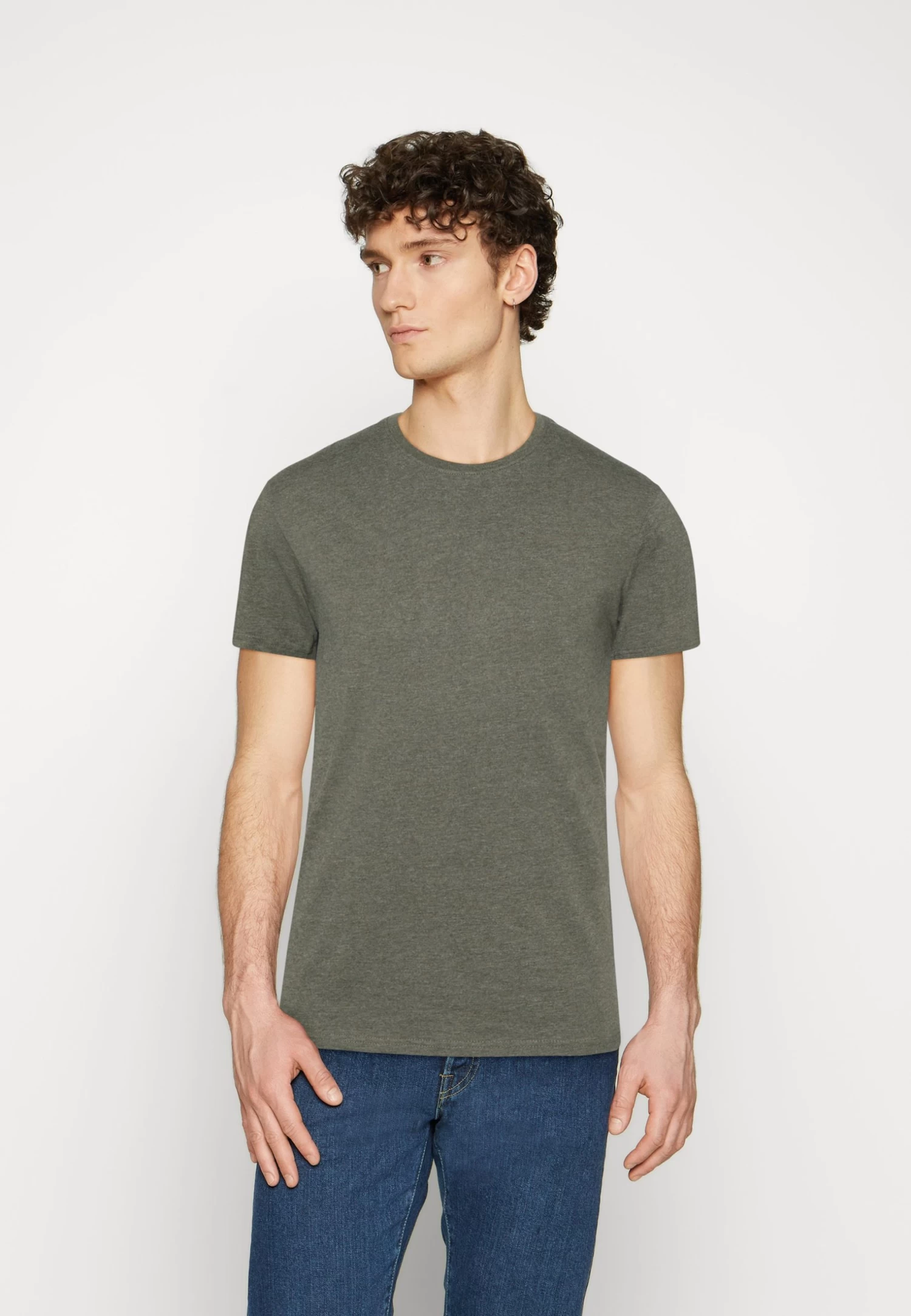 Pier One 3 Pack - Camiseta Básica - Brown/Beige/Light Blue - Imagen 5