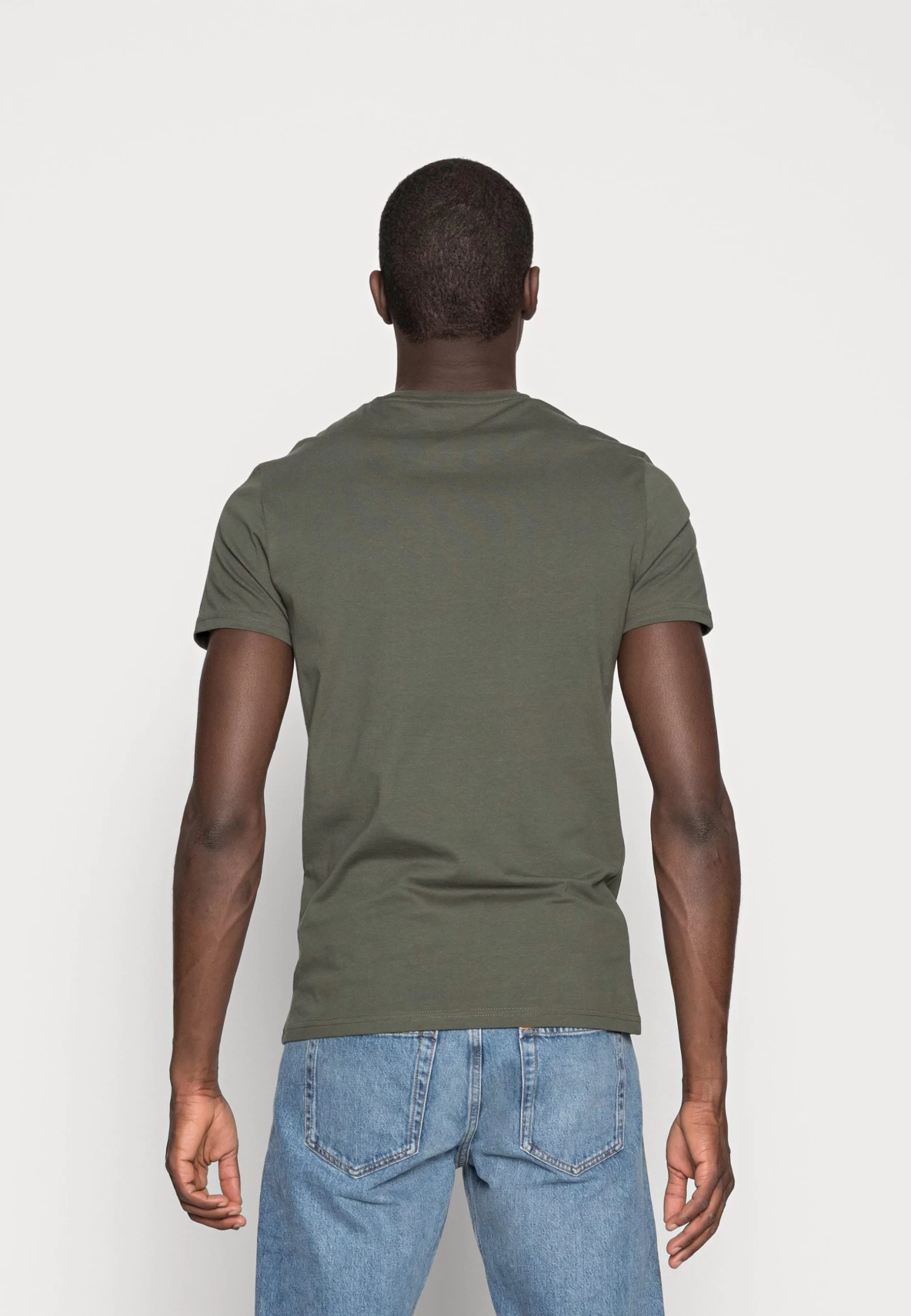 Pier One 3 Pack - Camiseta Básica - Black/Grey/Green - Imagen 3