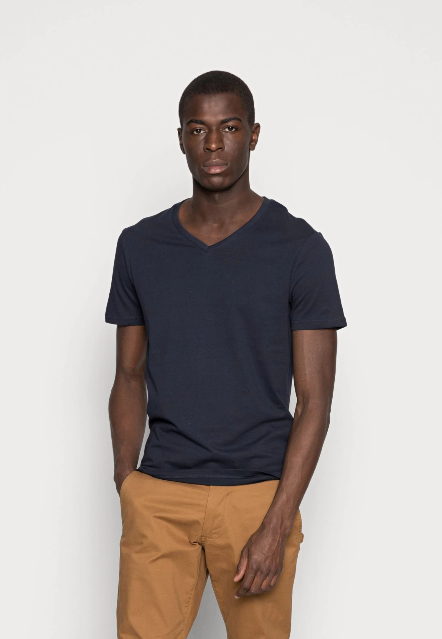 Pier One 5 Pack - Camiseta Básica - White/Blue/Black - Imagen 3