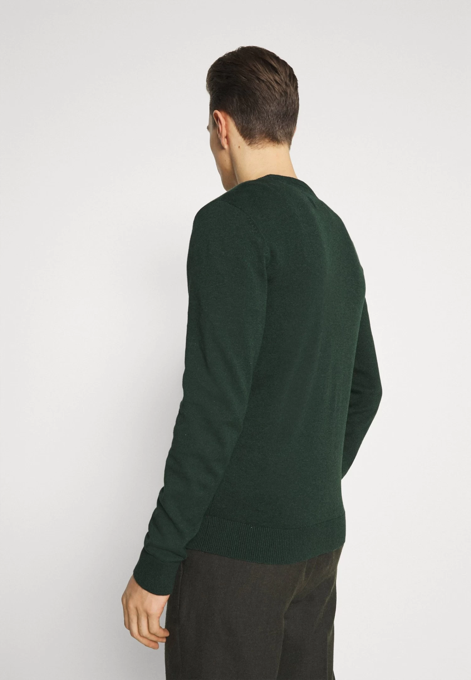 Pier One Basic Crewneck - Jersey De Punto - Mottled Dark Green - Imagen 3