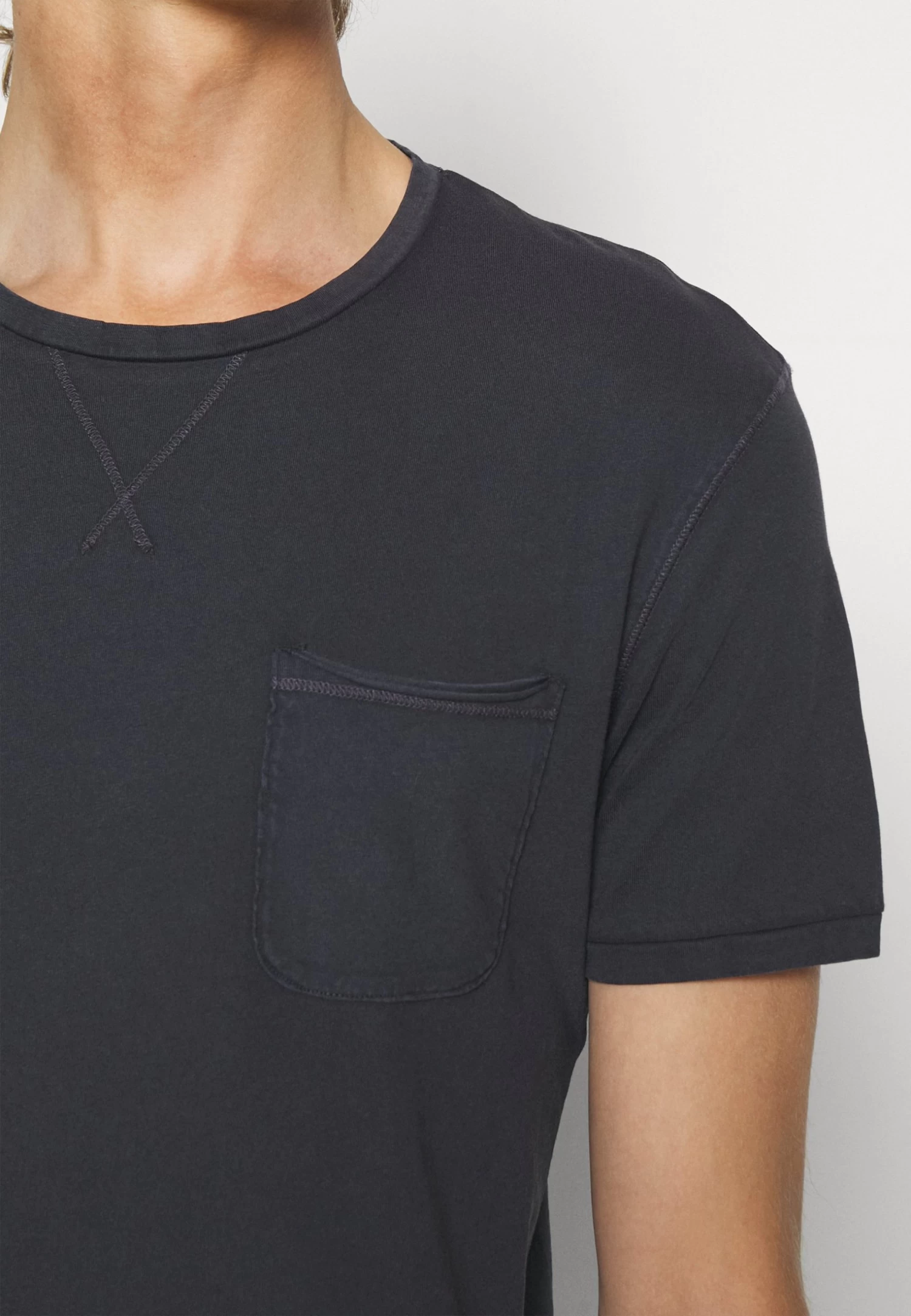 Pier One Garment Tee - Camiseta Básica - Dark Blue - Imagen 5