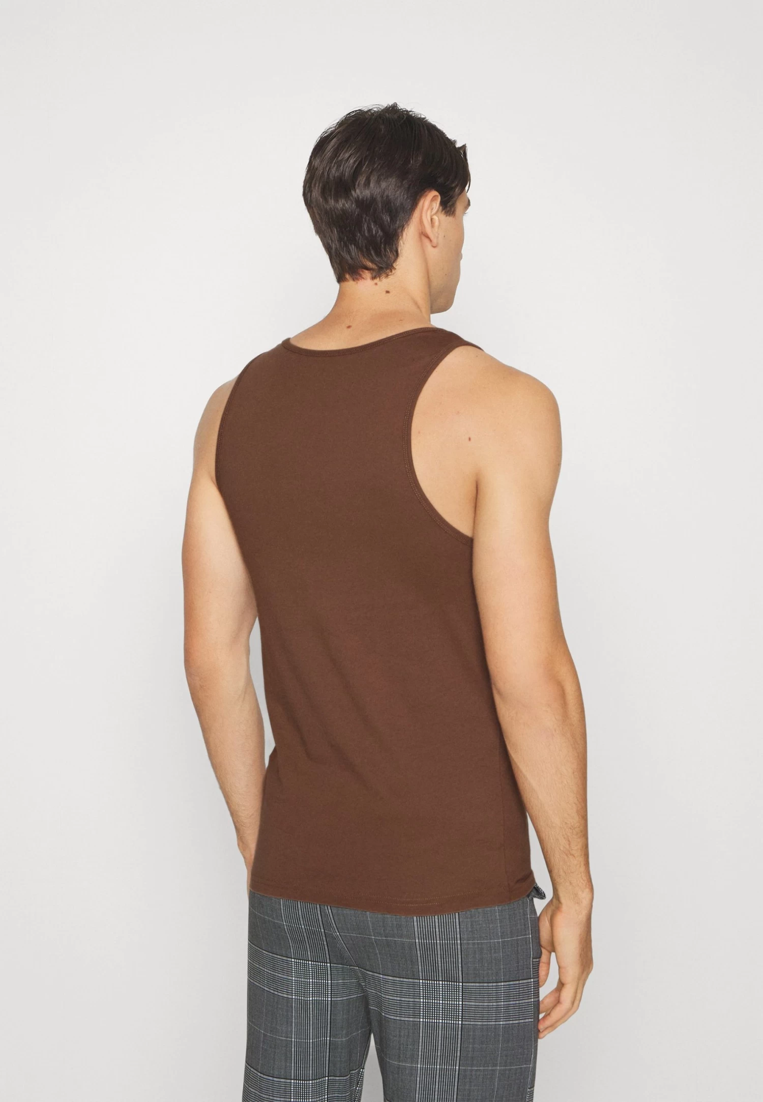 Pier One 3Pck Skin Tone Rib Vest- Camiseta Interior - Brown - Imagen 3