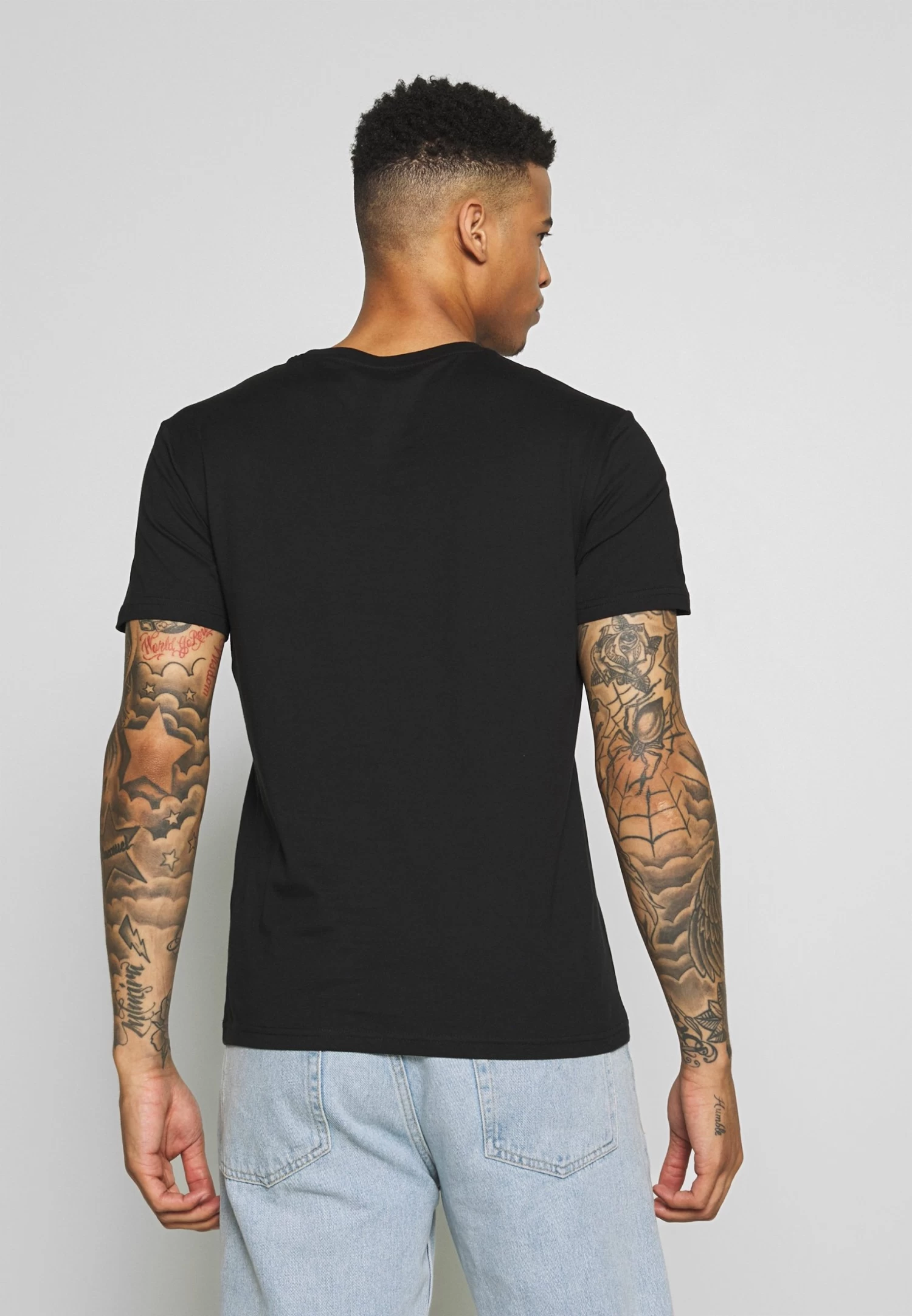 Pier One 3 Pack - Camiseta Básica -Black/ White - Imagen 4