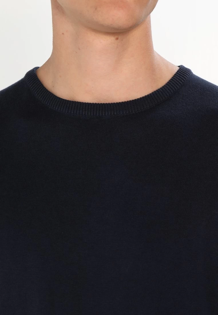 Pier One Basic Crewneck - Jersey De Punto - Dark Blue - Imagen 4