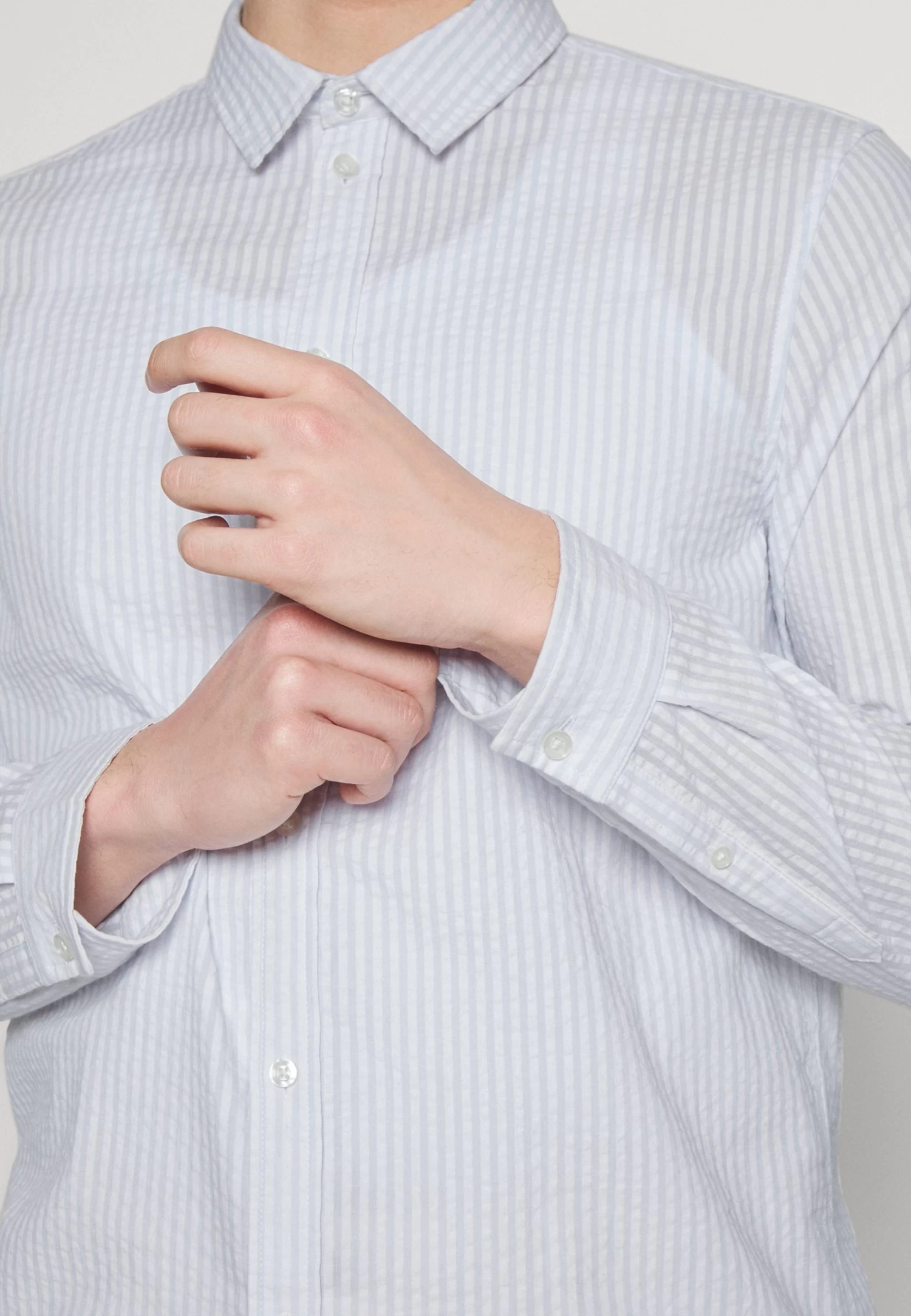 Pier One Camisa - White/Light Blue - Imagen 5