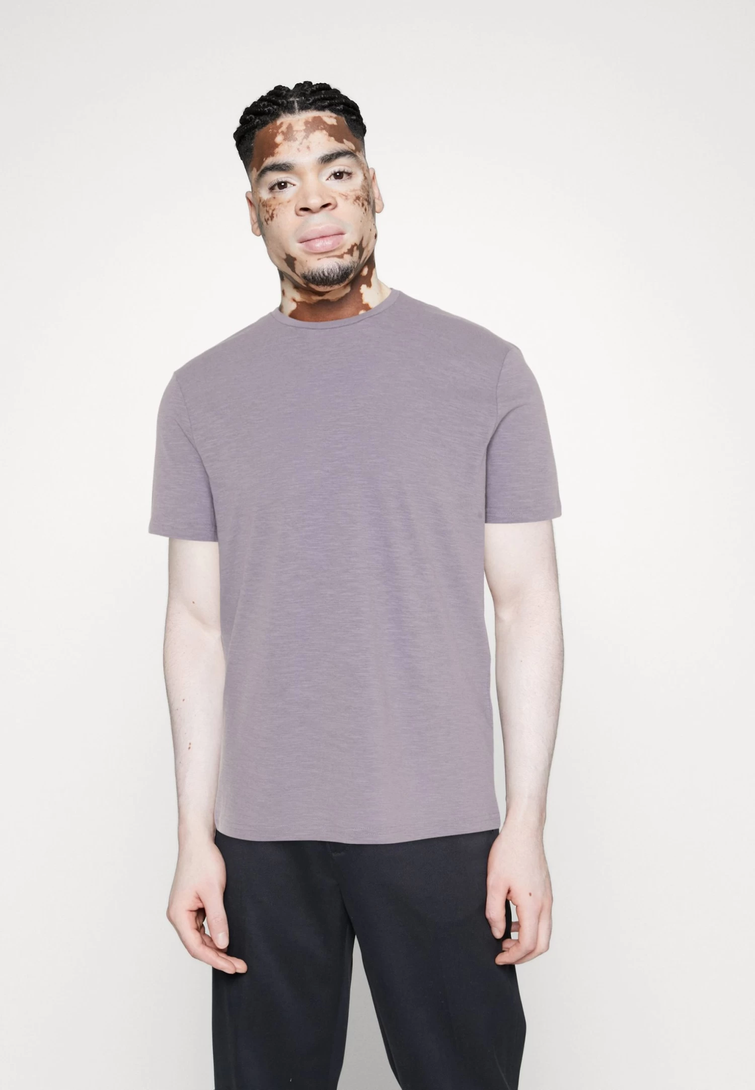 Pier One 7 Pack - Camiseta Básica - White/Yellow/Lilac - Imagen 8