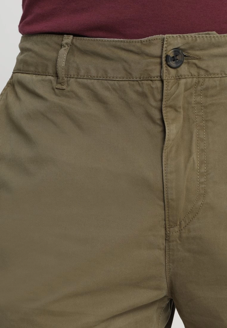 Pier One Shorts - Olive - Imagen 4