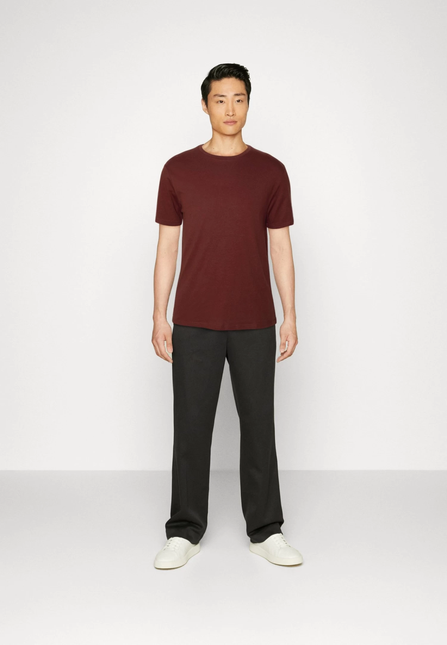 Pier One 7 Pack - Camiseta Básica - Black/Dark Blue/Dark Green