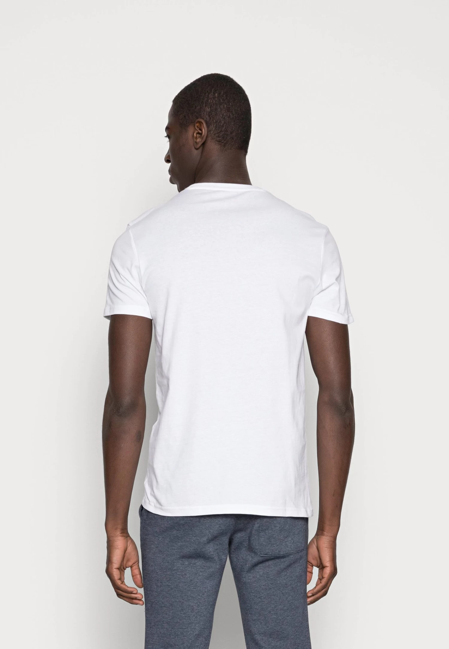 Pier One 3 Pack - Camiseta Básica - White/Black/Light Grey - Imagen 3