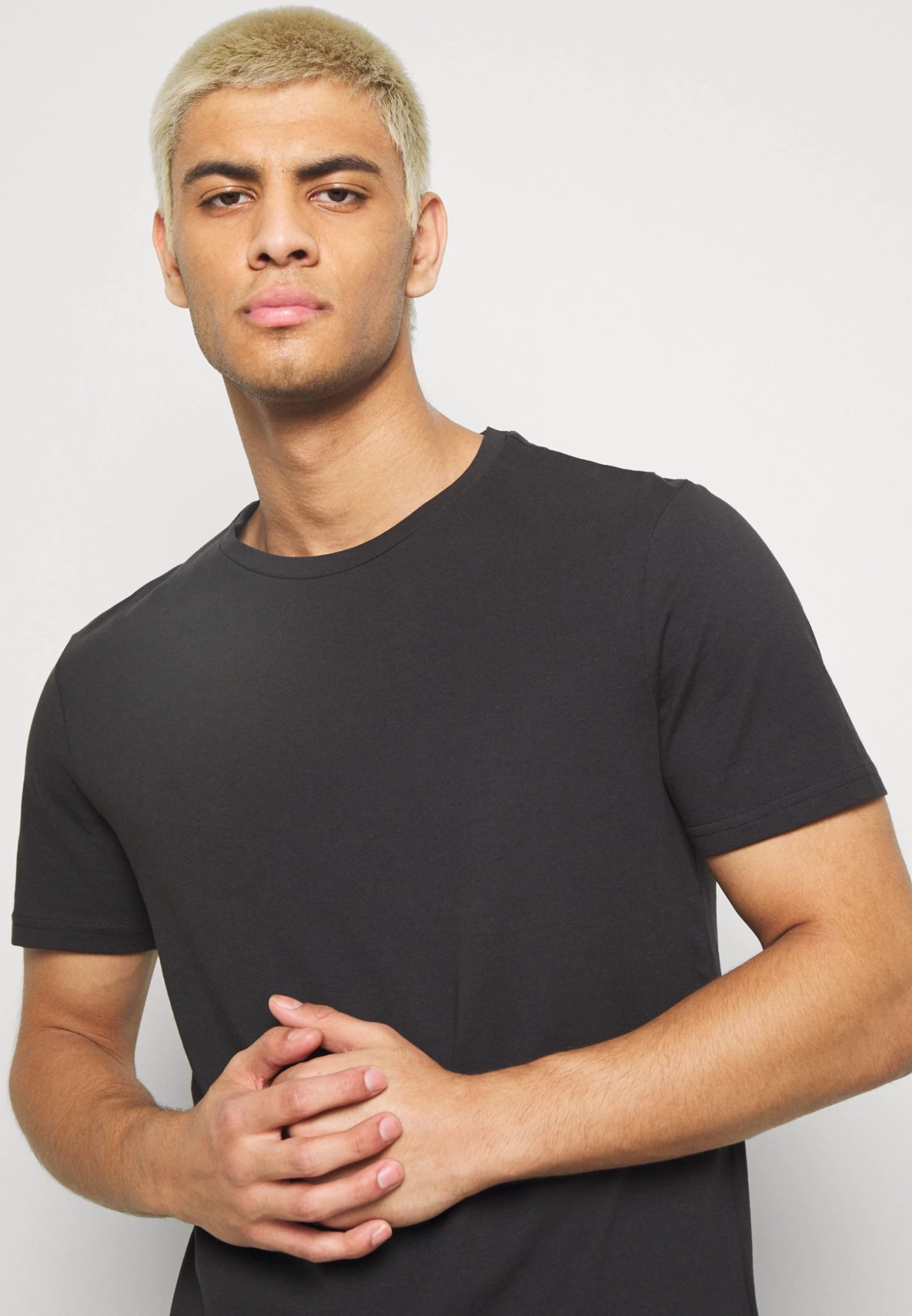 Pier One 7 Pack - Camiseta Básica - Black - Imagen 5