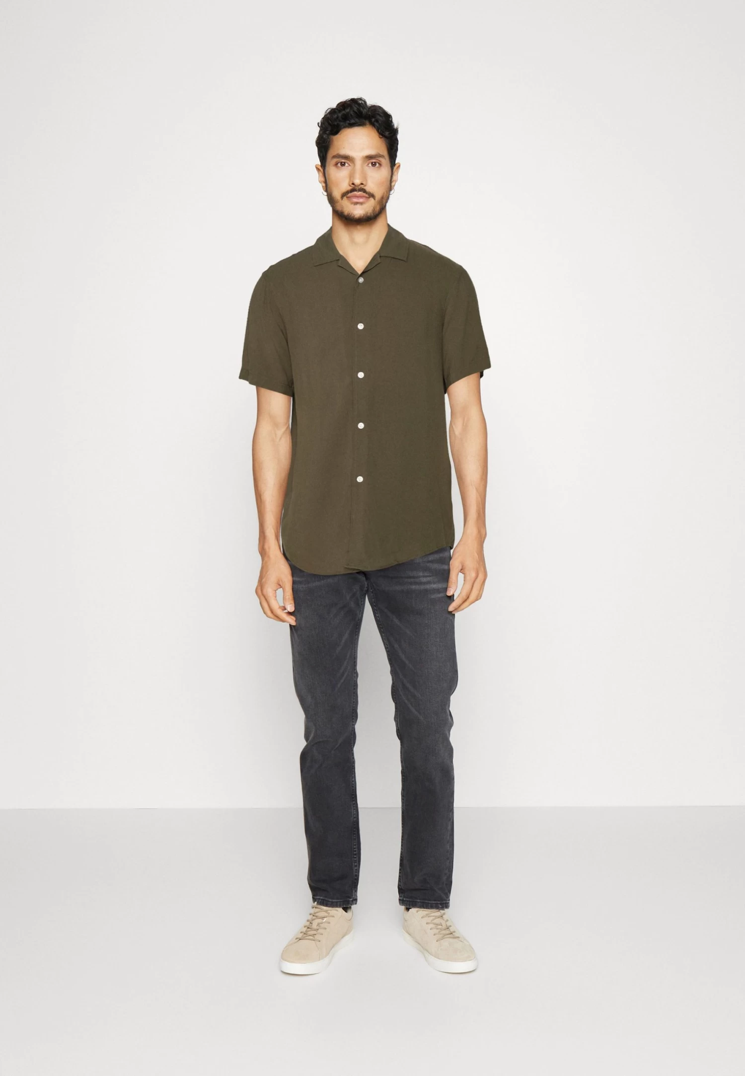 Pier One 2 Pack - Camisa - Olive/Black