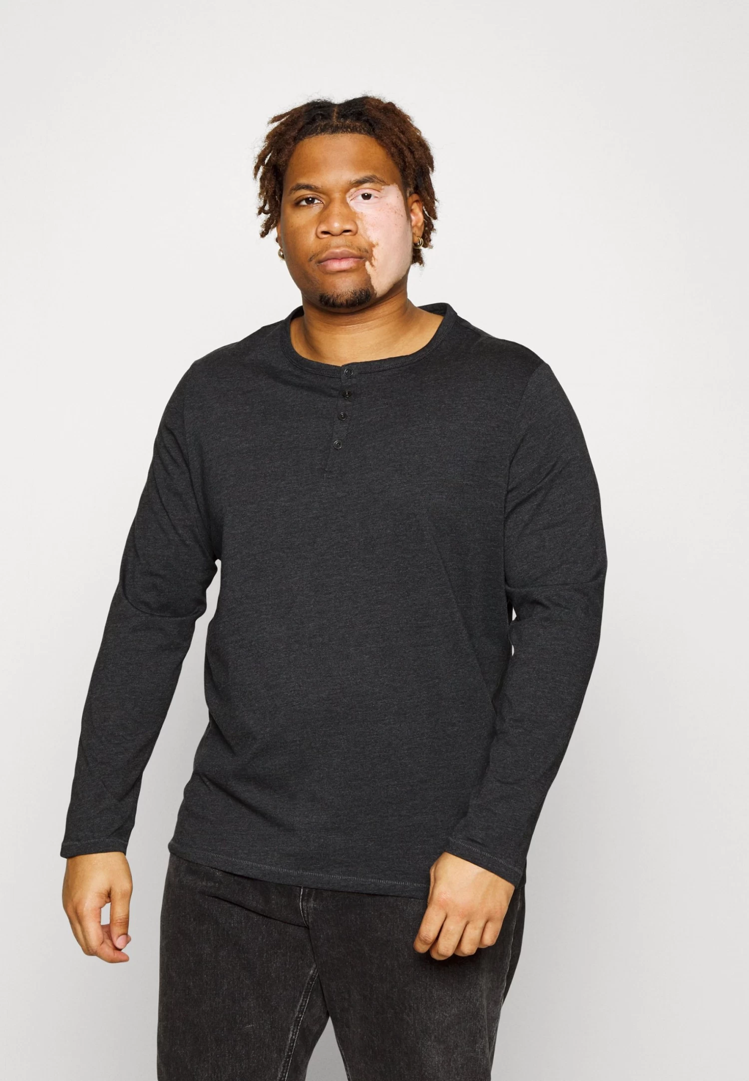 Pier One 2 Pack - Camiseta De Manga Larga - Dark Grey/Red - Imagen 4